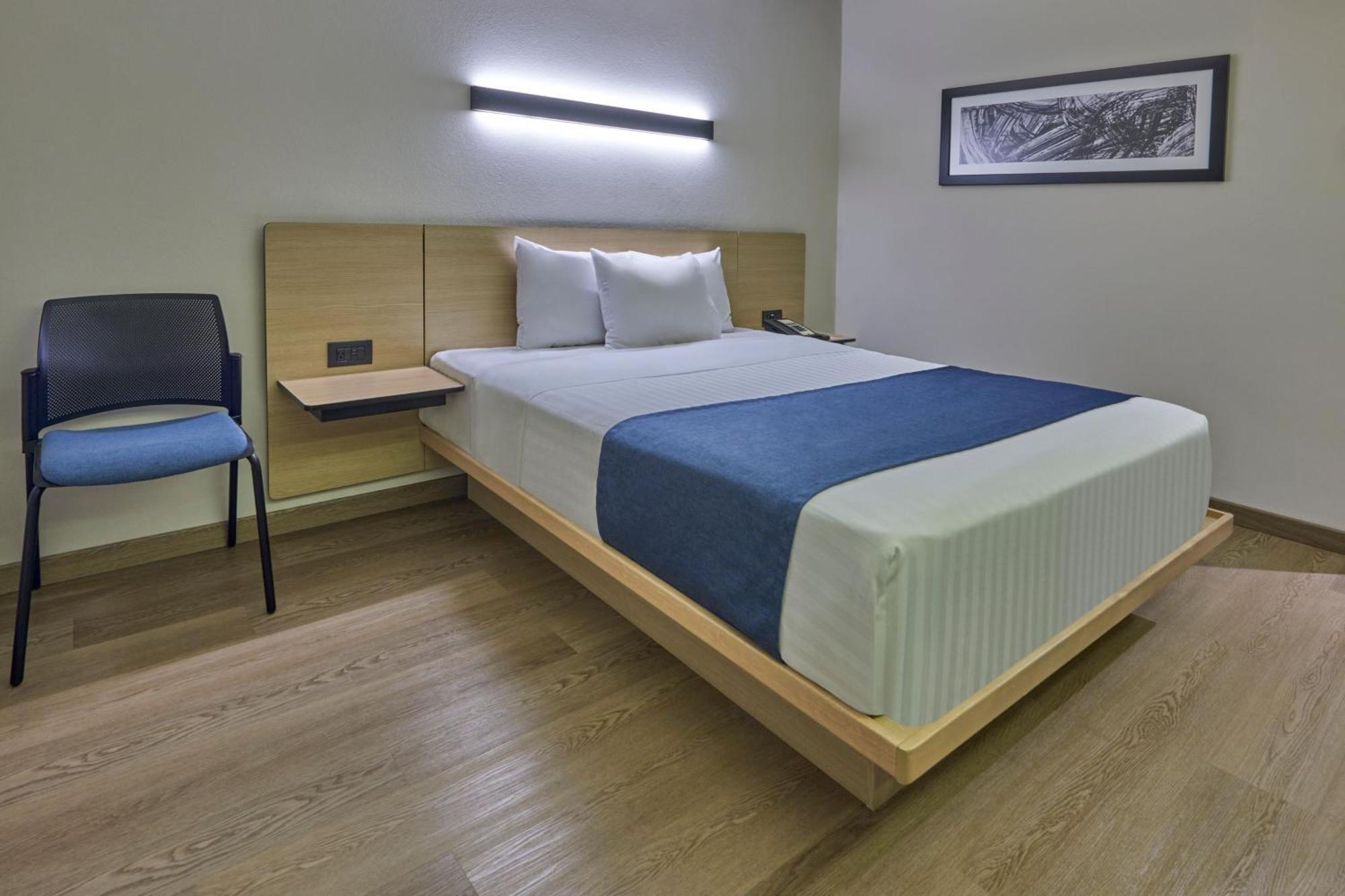 City Express By Marriott Плая дел Кармен Екстериор снимка